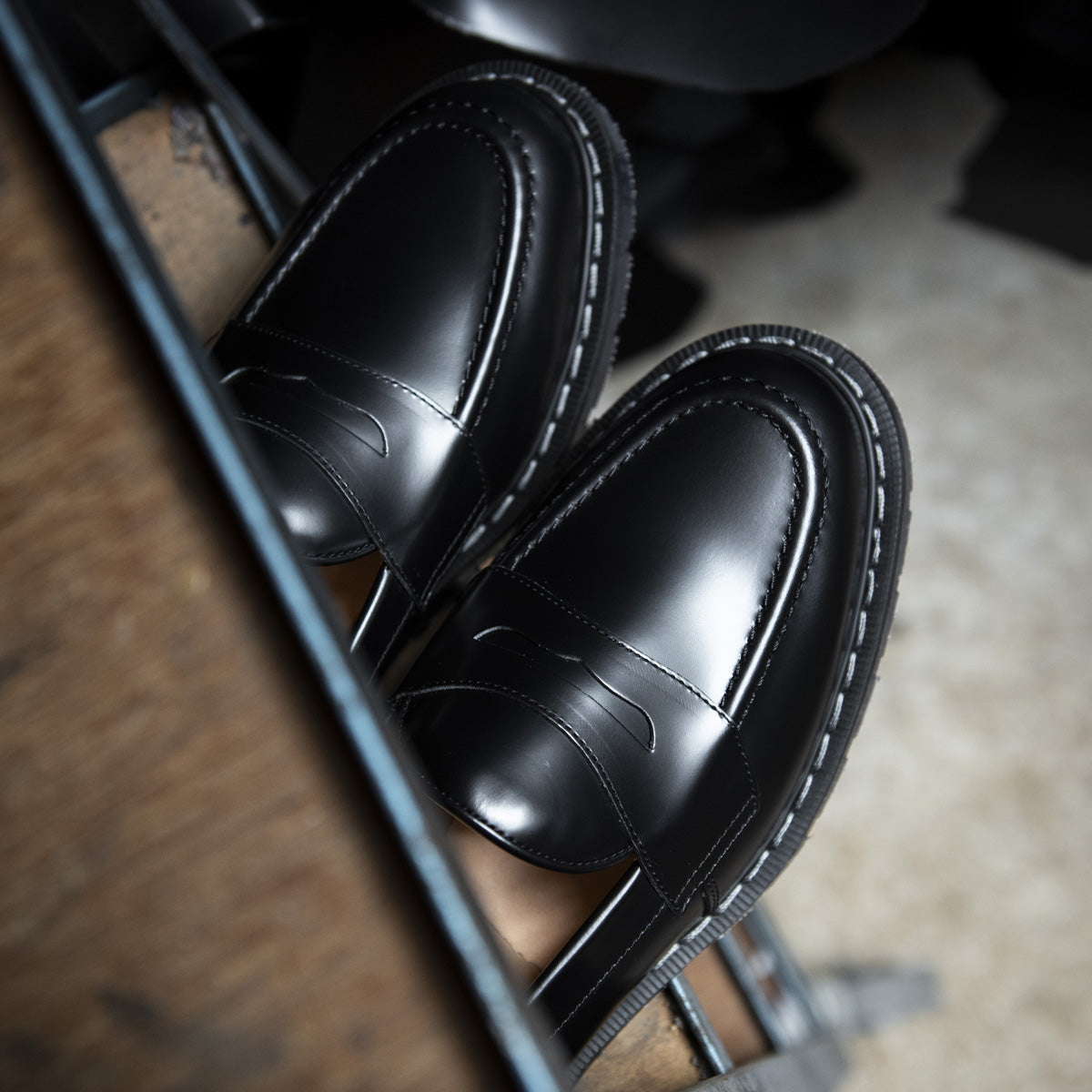 美品 Made in UK Solovair ペニーローファー UK8 Black Hi-Shine Penny Loafer | Solovair | Classic Collection | Made