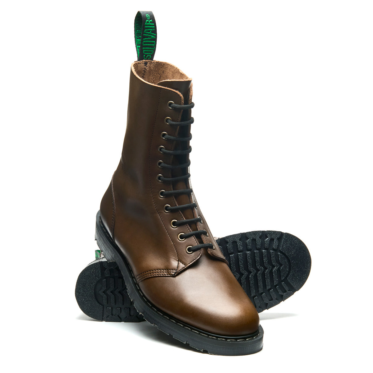 Gaucho Crazy Horse 11 Eye Astronaut Boot | Solovair | Solovair